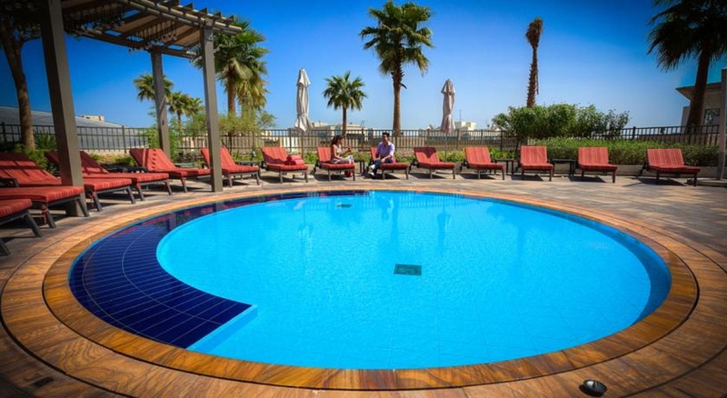 Swissôtel Al Ghurair - Havuz