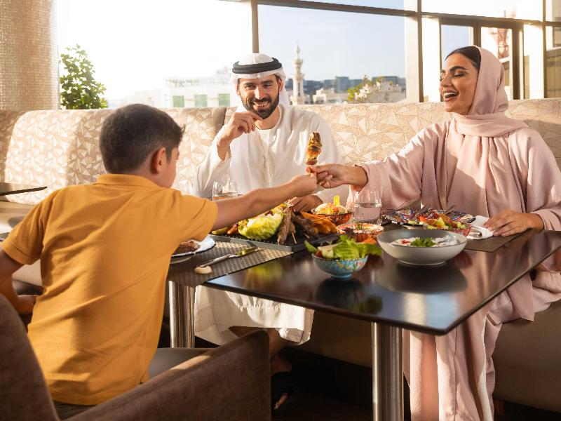 Swissôtel Al Ghurair - Restoran