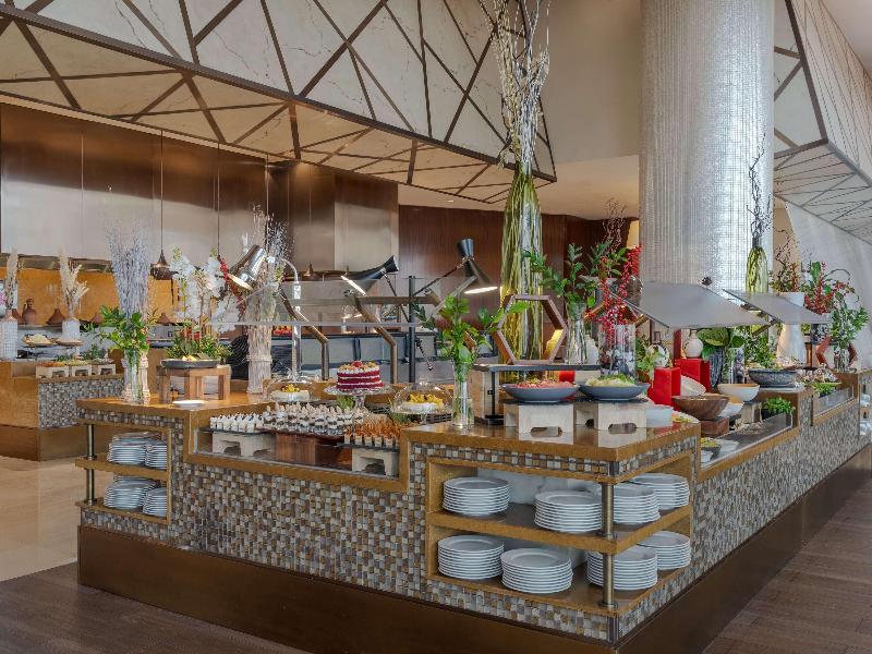Swissôtel Al Ghurair - Restoran