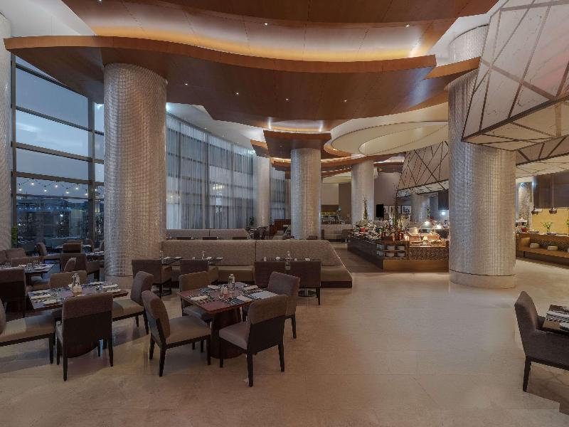 Swissôtel Al Ghurair - Restoran