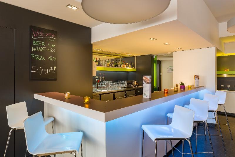 Ibis Styles Luzern City - Bar