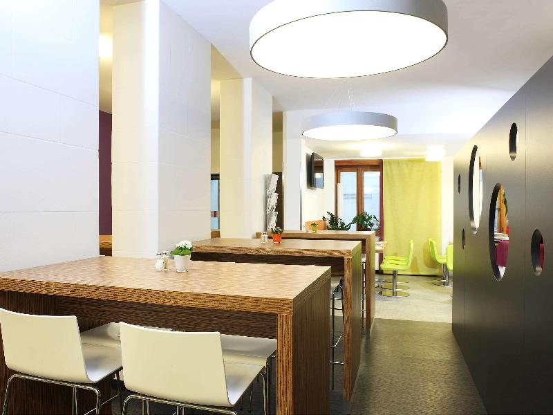 Ibis Styles Luzern City - Bar