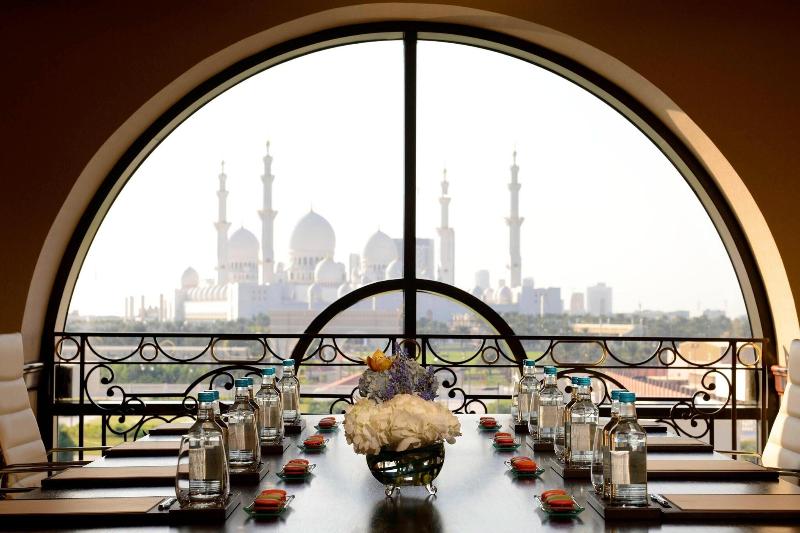 The Ritz-Carlton Abu Dhabi, Grand Canal - Toplantı