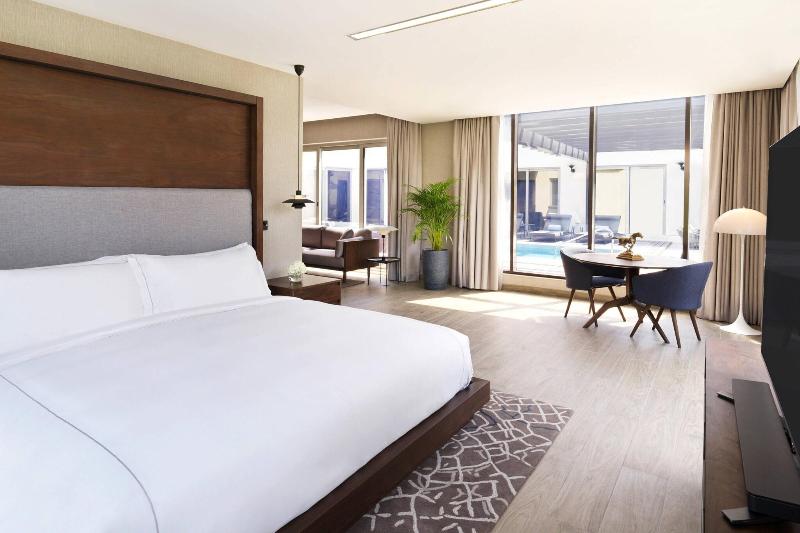 The Ritz-Carlton Abu Dhabi, Grand Canal - Oda