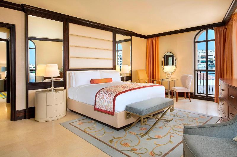 The Ritz-Carlton Abu Dhabi, Grand Canal - Oda