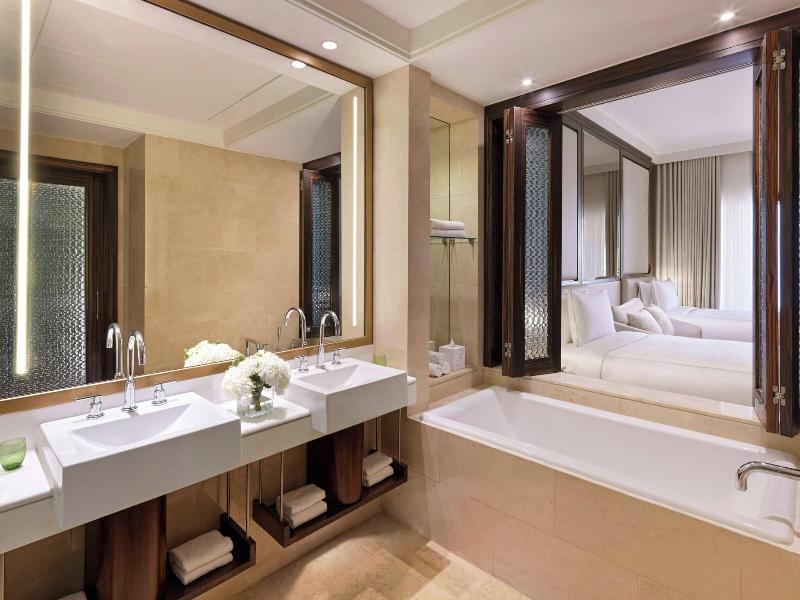 The Ritz-Carlton Abu Dhabi, Grand Canal - Oda
