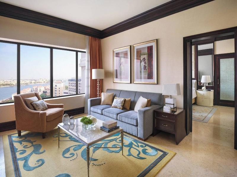 The Ritz-Carlton Abu Dhabi, Grand Canal - Oda