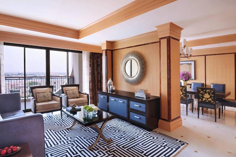 The Ritz-Carlton Abu Dhabi, Grand Canal - Oda
