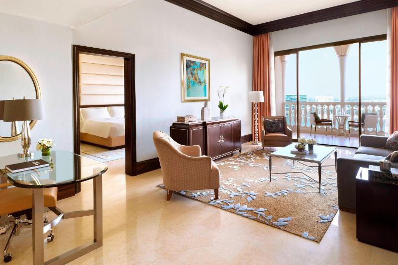 The Ritz-Carlton Abu Dhabi, Grand Canal - Oda