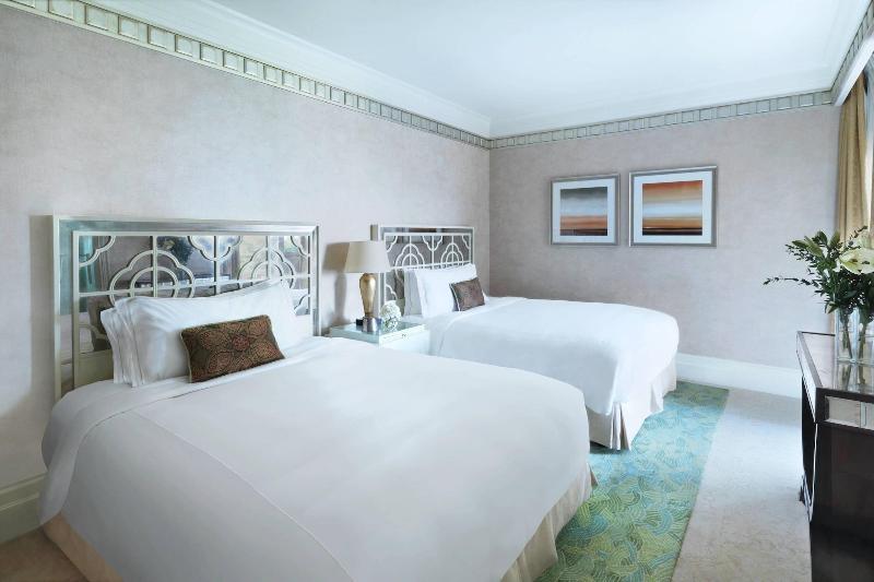 The Ritz-Carlton Abu Dhabi, Grand Canal - Oda