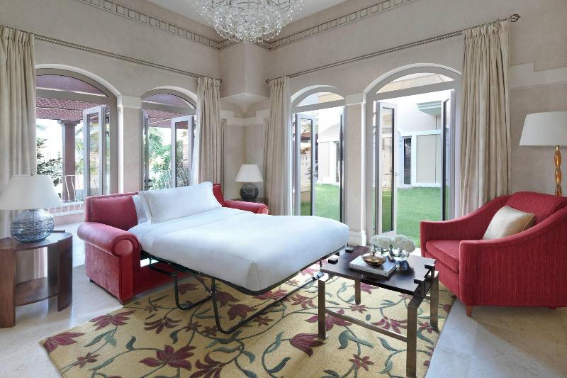The Ritz-Carlton Abu Dhabi, Grand Canal - Oda