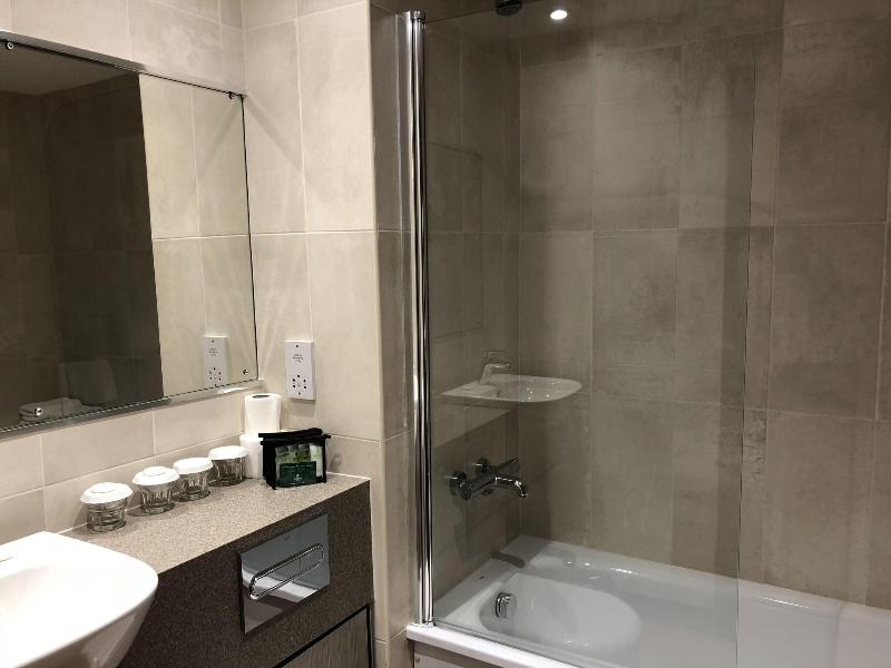 Arden Hotel And Leisure Club - Oda