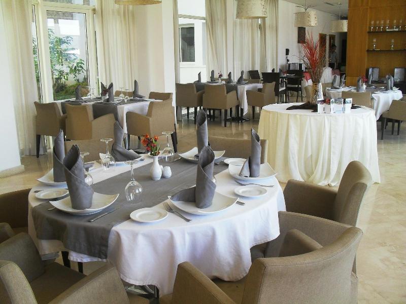 Suites Hotel Mohammed V - Oda