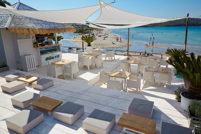 Lu Nibareddu Aparthotel - Bar