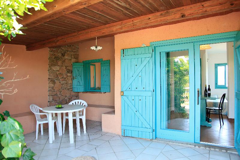 Lu Nibareddu Aparthotel - Oda