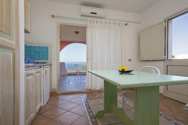Lu Nibareddu Aparthotel - Oda