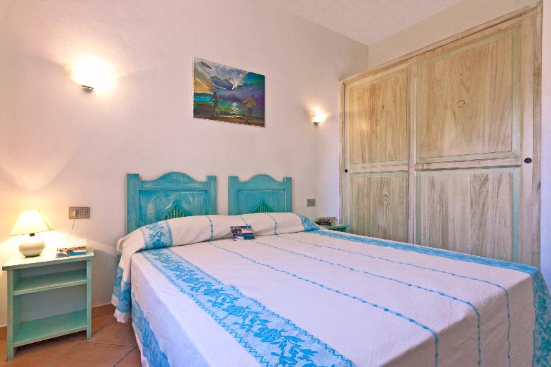 Lu Nibareddu Aparthotel - Oda