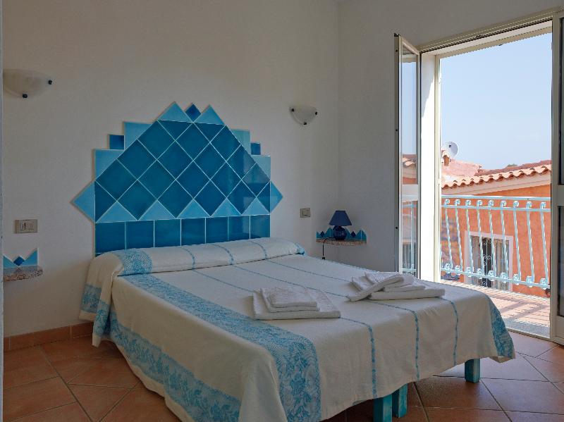 Lu Nibareddu Aparthotel - Oda