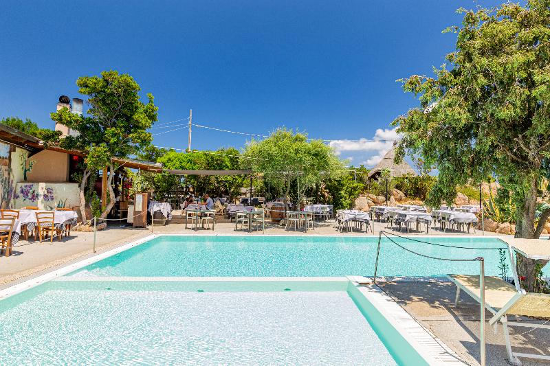 Lu Nibareddu Aparthotel - Havuz