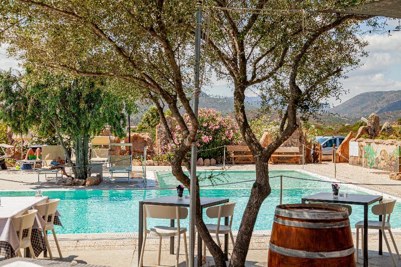 Lu Nibareddu Aparthotel - Restoran