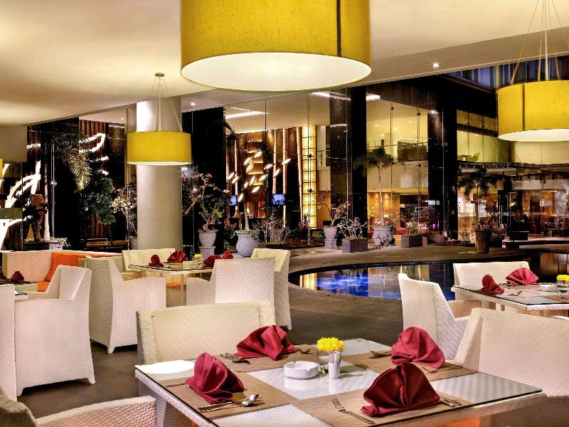 FUGO Hotel Banjarmasin - Bar