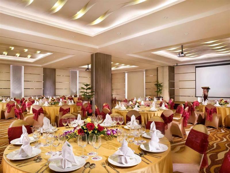 FUGO Hotel Banjarmasin - Restoran
