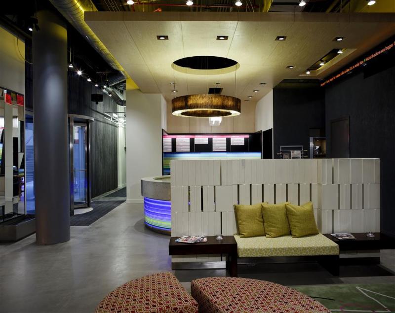 Aloft Harlem - Lobi