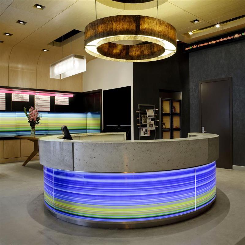 Aloft Harlem - Lobi