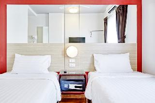 Easy Planet Bangkok Asoke (Previously Red Planet ) fotoÄŸrafÄ±