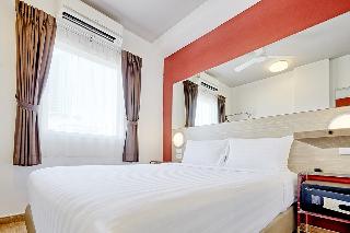 Easy Planet Bangkok Asoke (Previously Red Planet ) fotoÄŸrafÄ±