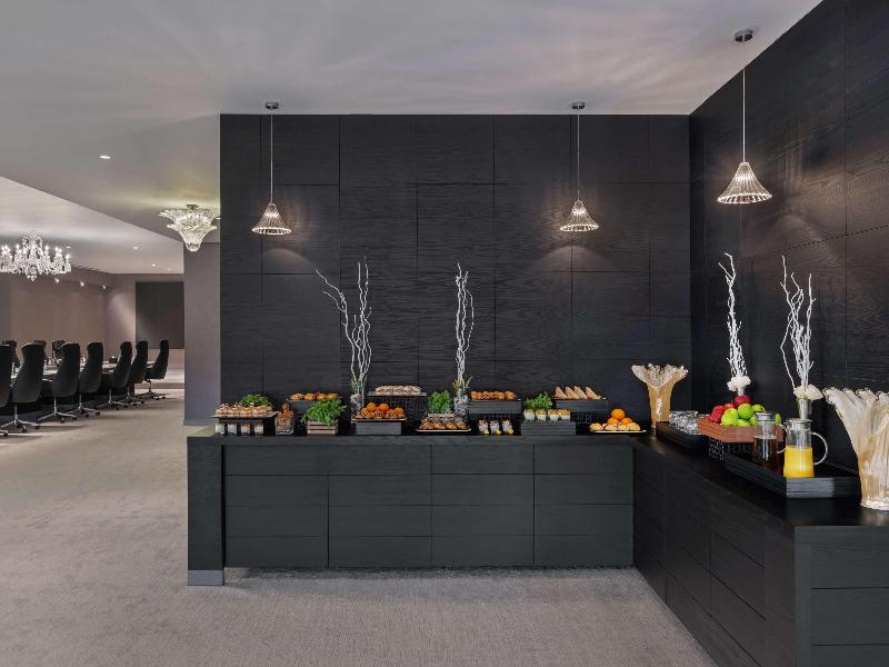 Sofitel Abu Dhabi Corniche - Toplantı