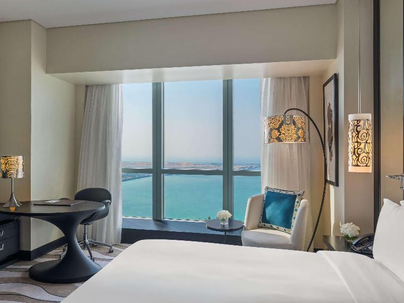 Sofitel Abu Dhabi Corniche - Genel