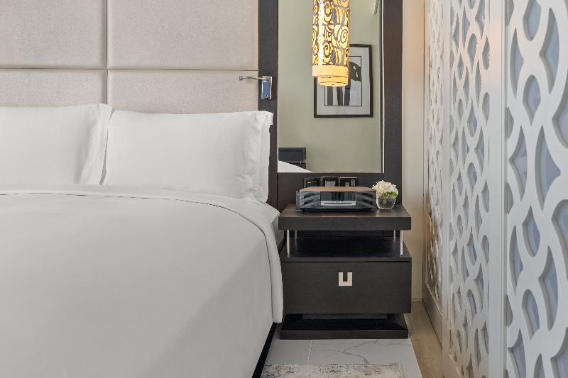 Sofitel Abu Dhabi Corniche - Oda