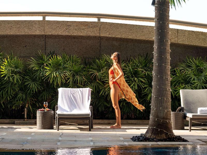Sofitel Abu Dhabi Corniche - Havuz