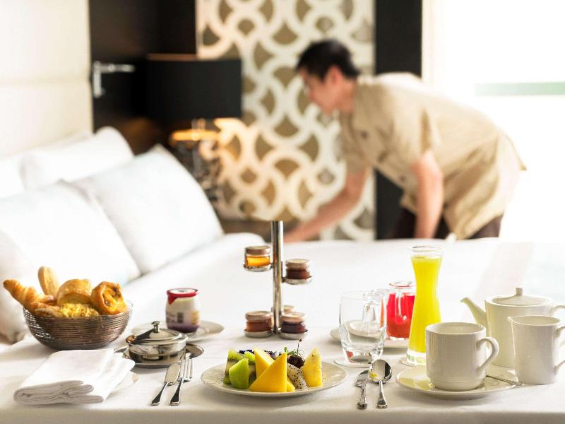 Sofitel Abu Dhabi Corniche - Restoran