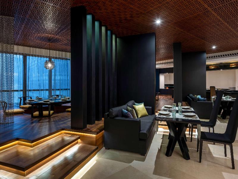 Sofitel Abu Dhabi Corniche - Restoran