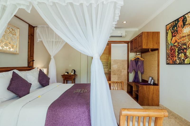 Desa Swan Villas & SPA, Keramas - Oda