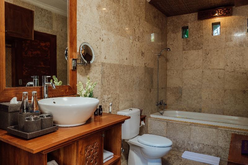 Desa Swan Villas & SPA, Keramas - Oda