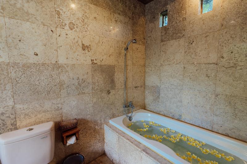 Desa Swan Villas & SPA, Keramas - Oda
