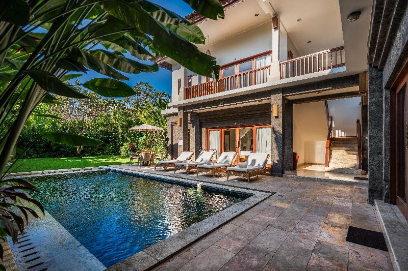 Desa Swan Villas & SPA, Keramas - Havuz