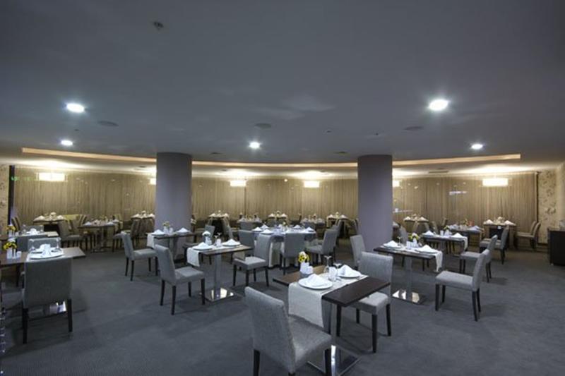 Dedepark Hotel - Restoran