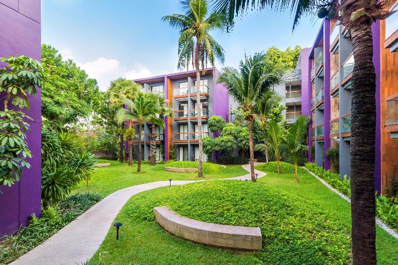 Holiday Inn Express Phuket Patong Beach Central - Lobi