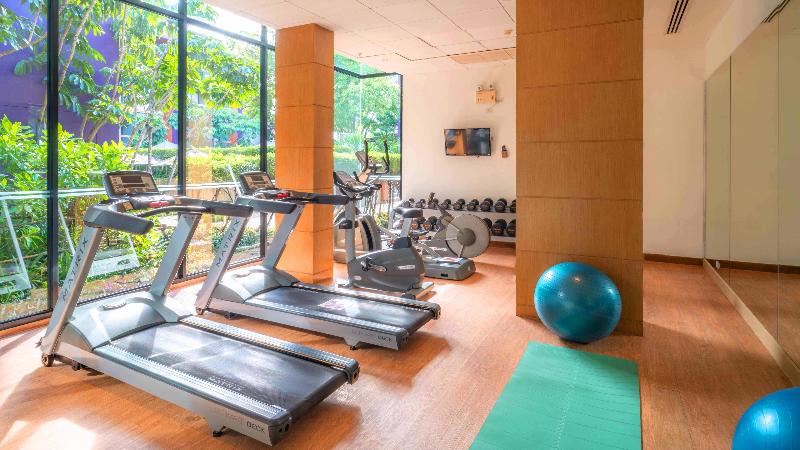 Holiday Inn Express Phuket Patong Beach Central - Aktivite