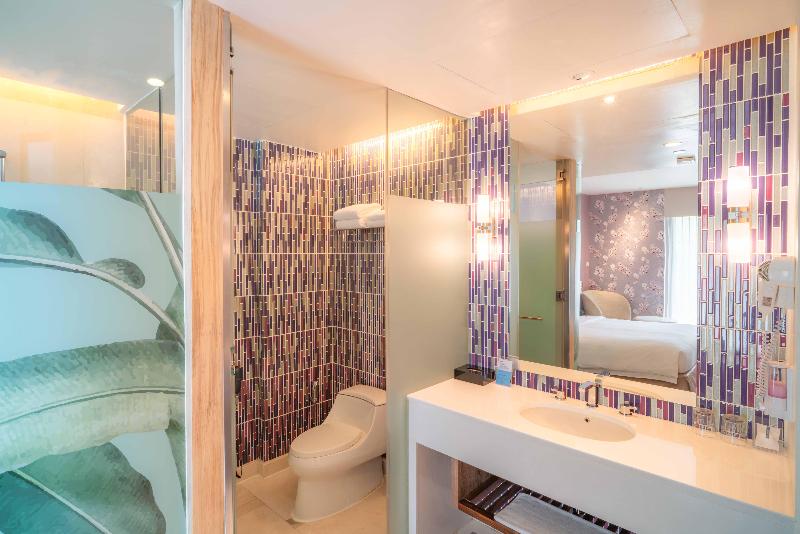 Holiday Inn Express Phuket Patong Beach Central - Oda