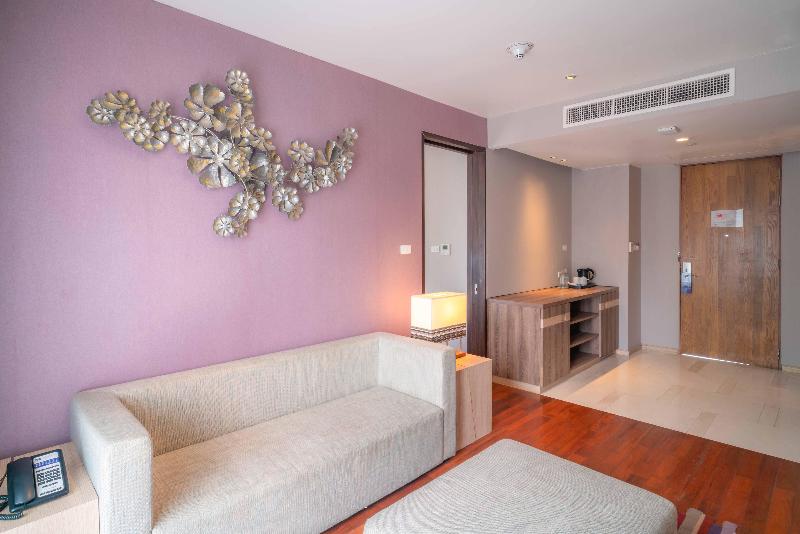 Holiday Inn Express Phuket Patong Beach Central - Oda