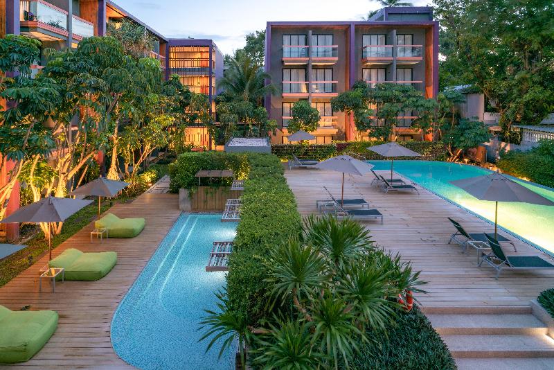Holiday Inn Express Phuket Patong Beach Central - Havuz