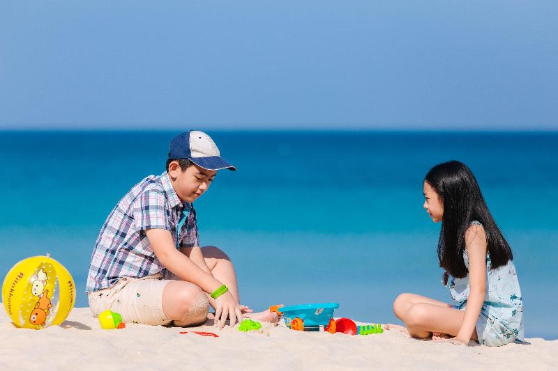 Holiday Inn Express Phuket Patong Beach Central - Plaj