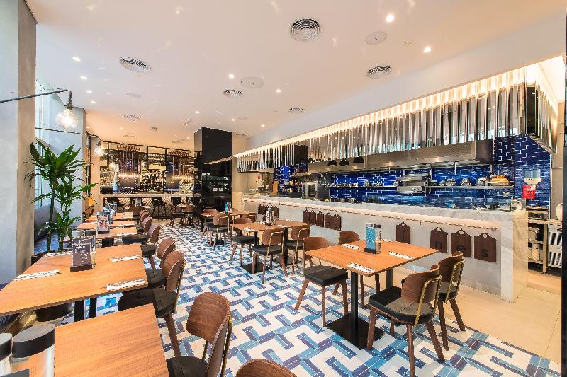 Copthorne Downtown Abu Dhabi (ex Holiday Inn) - Bar