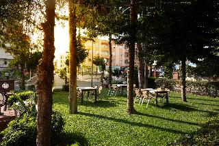 Lara Dinc Hotel