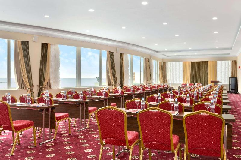 Ramada Baku Hotel - Toplantı